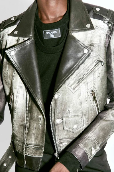 Look 18